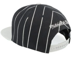 Los Angeles Kings Team Pin Black/Grey Snapback - Mitchell & Ness -Mitchell & Ness 195563703076 3