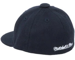 Hatstore Exclusive X Logo Hatstore Souvenir Mini Cap Black Fitted - Mitchell & Ness -Mitchell & Ness HS2013664 3